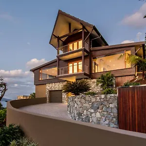 Horizons On By Hiha , Hamilton Island Australia